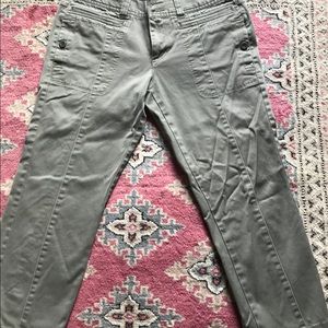 Uniqlo grey capri pants